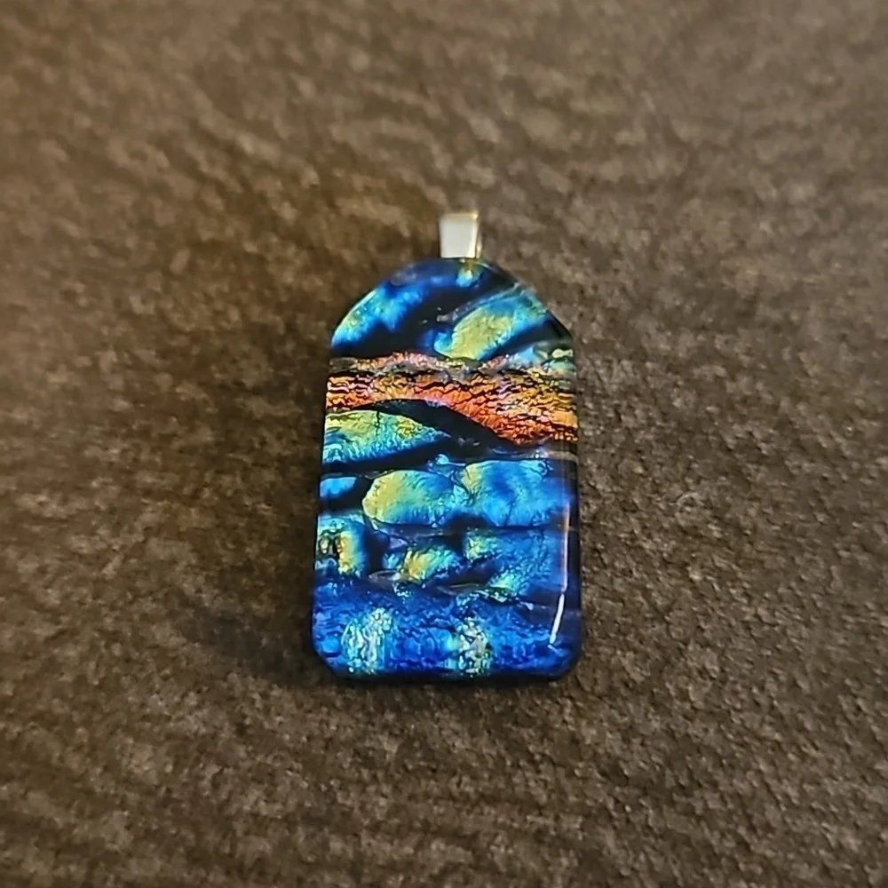 ARTISAN Blue Metallic Dichroic Glass Vertical Pendant